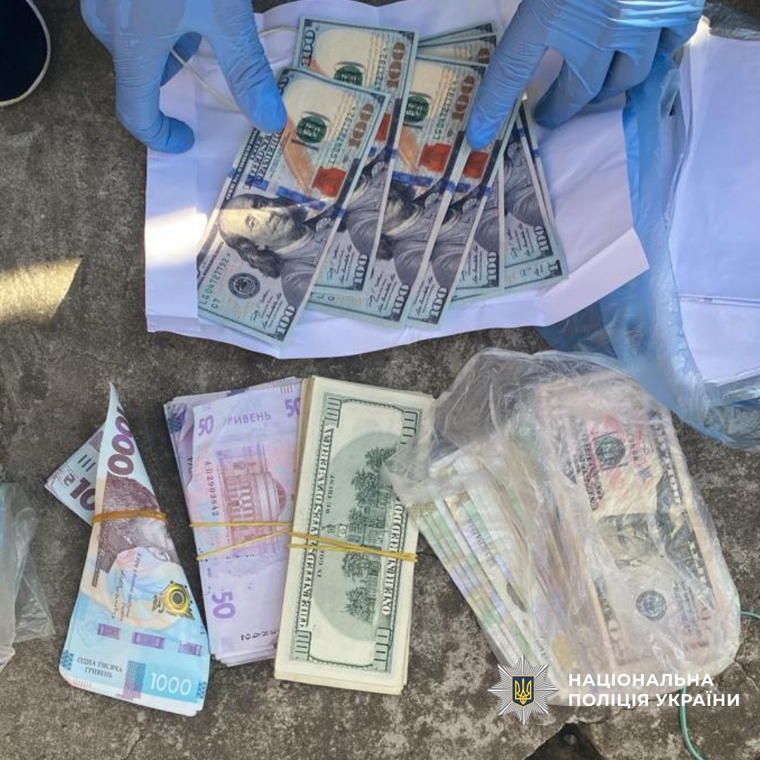 У Харківській області викрито чоловіка та його «схему» легалізації іноземців через псевдошлюби